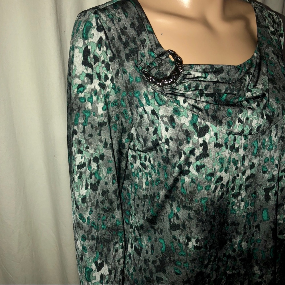 Dana Buchman Green Leopard Print Blouse - image 3
